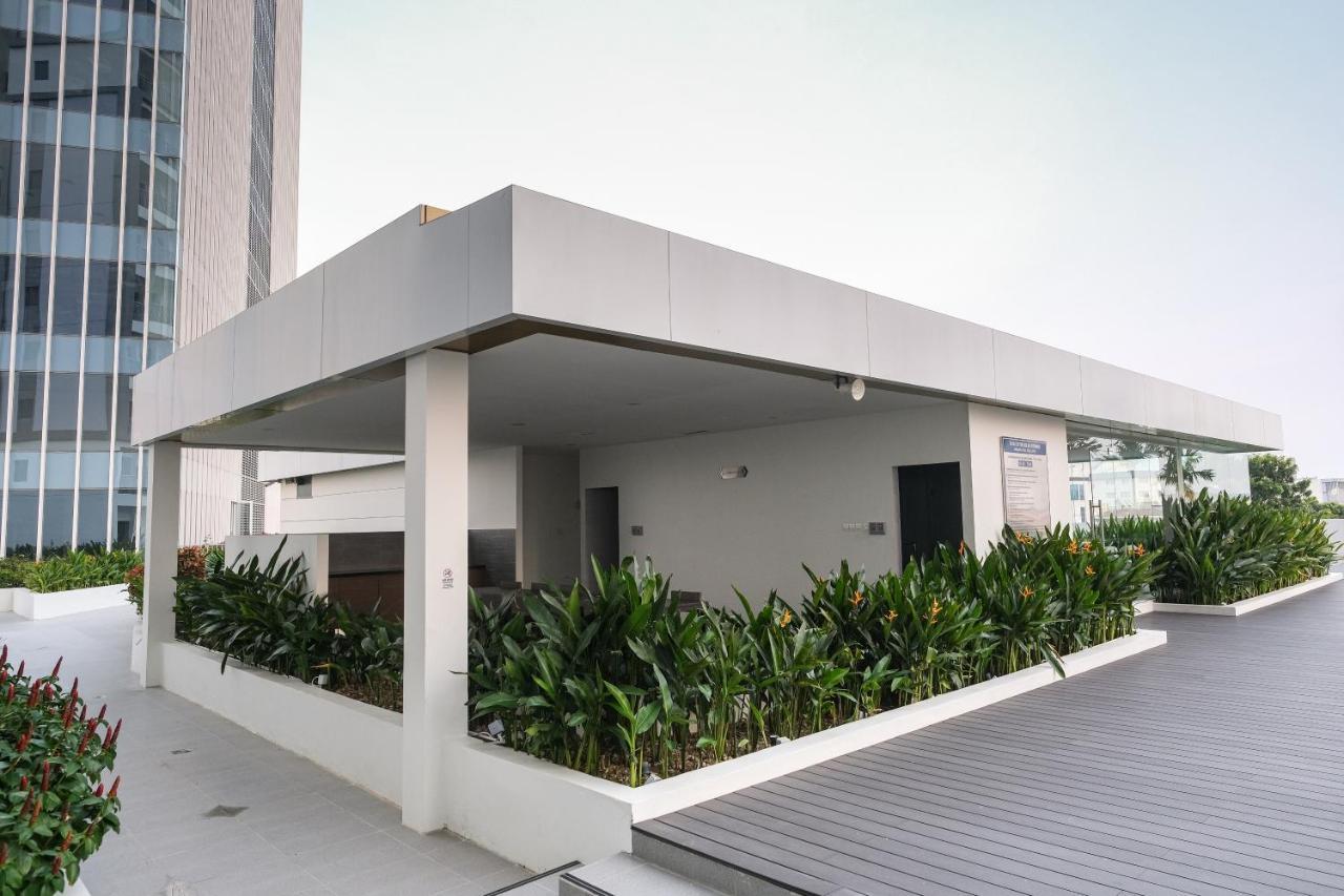 Lovina 17-11 At Harbour Bay Residences Nagoya Extérieur photo