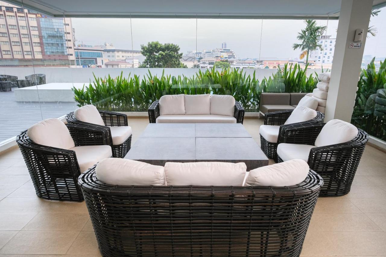 Lovina 17-11 At Harbour Bay Residences Nagoya Extérieur photo